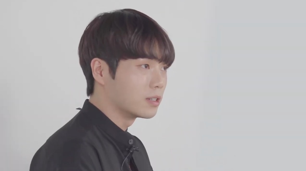 \'기적을 부르는 속옷이 있으시다구요?\' 홍승안 김찬종 배우의 TMI인터뷰